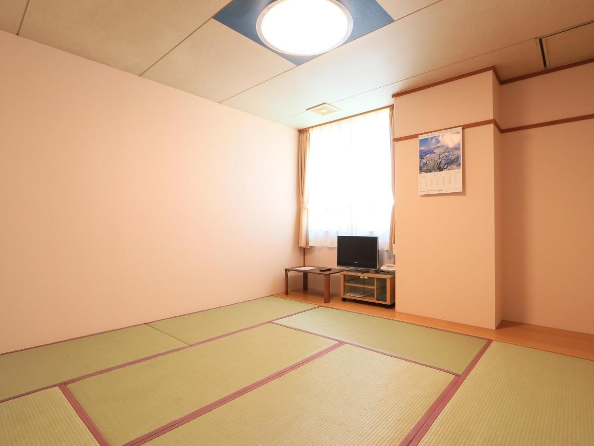 Fuji-Shi Business Hotel Furuiya Ryokan Fuji  Exterior foto